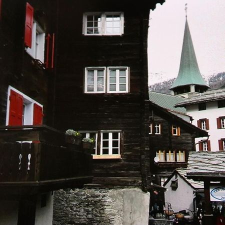 Beim Kirchplatz Zermatt Exterior photo